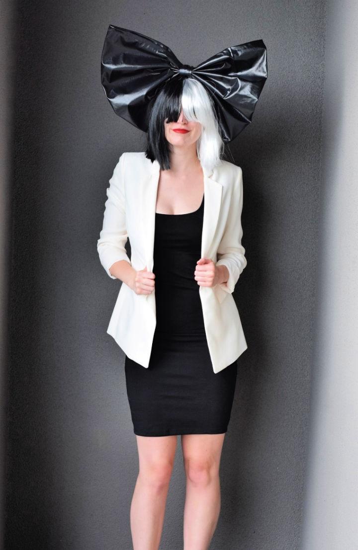 Super Easy Sia Halloween Costume