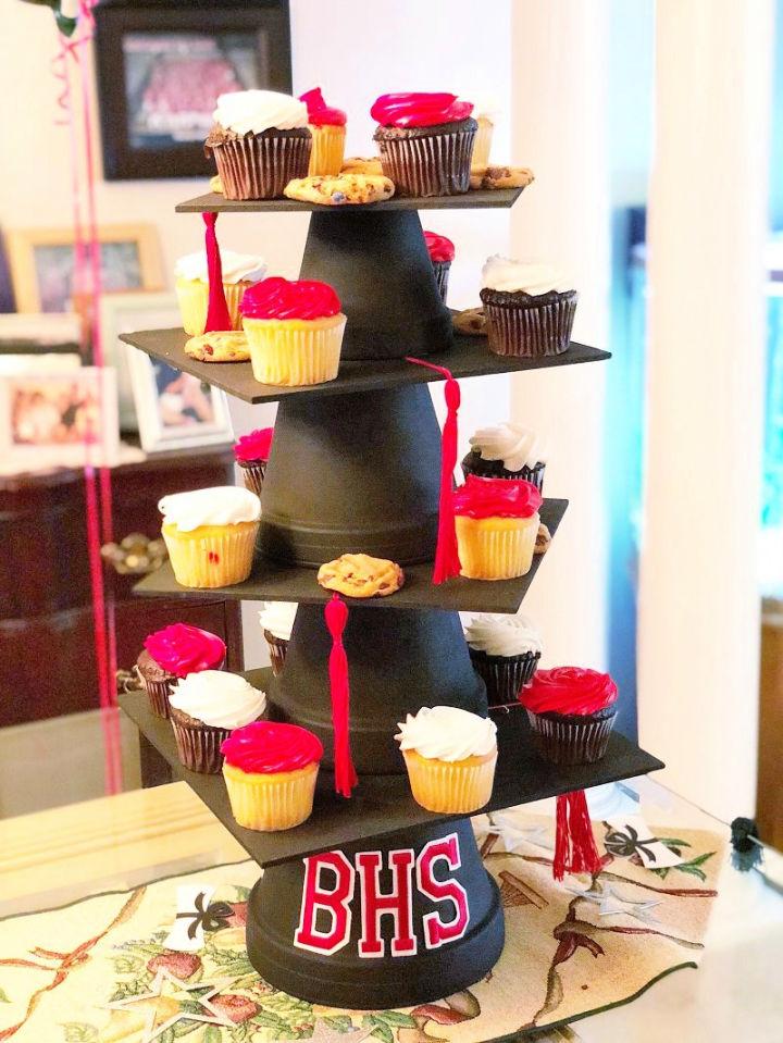 DIY Graduation Cap Cupcake Stand