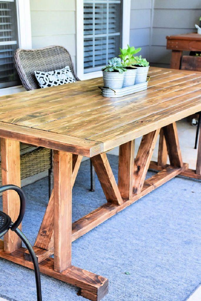 Farmhouse Outdoor Patio Table with 2X4s