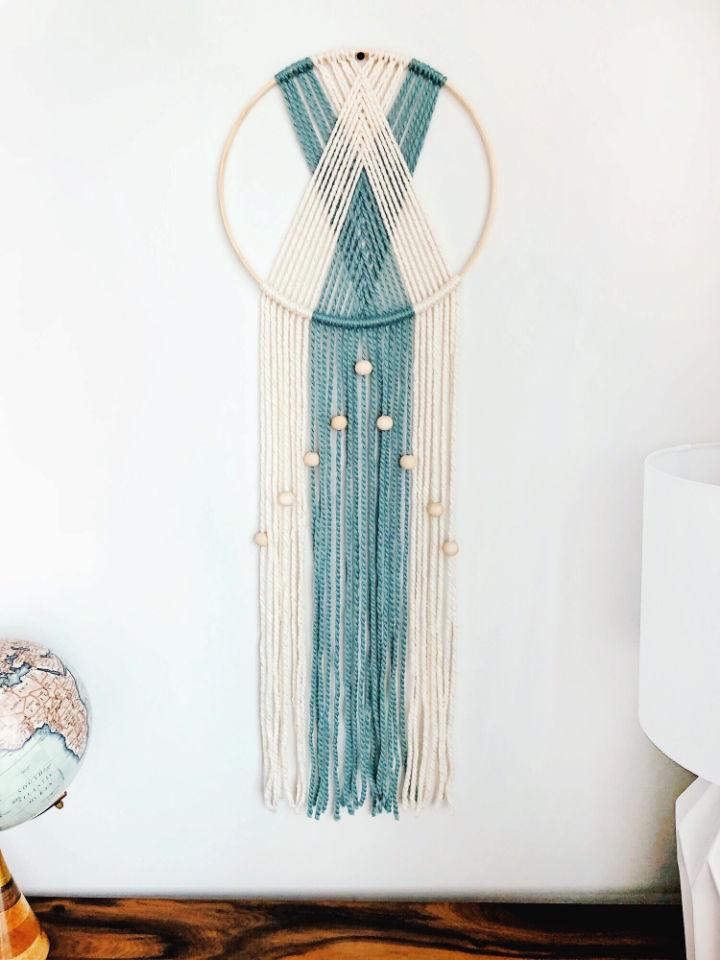 Reversible Macrame Wall Hanging with Twist