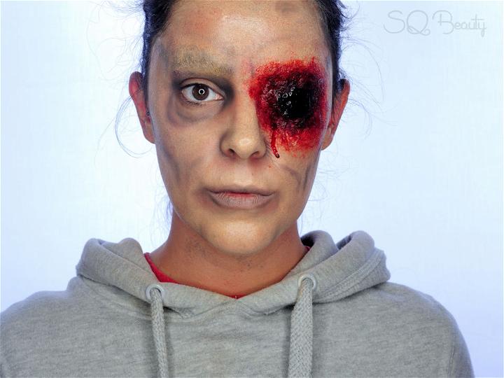 Zombie with No Eye Halloween Makeup