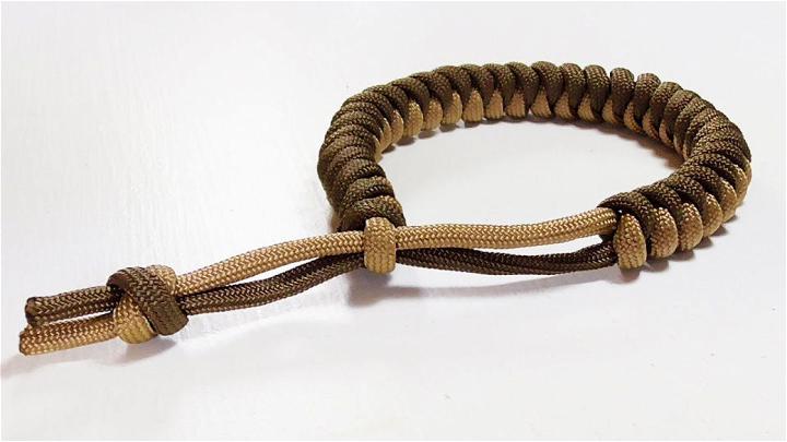 2 Color Snake Knot Paracord Bracelet