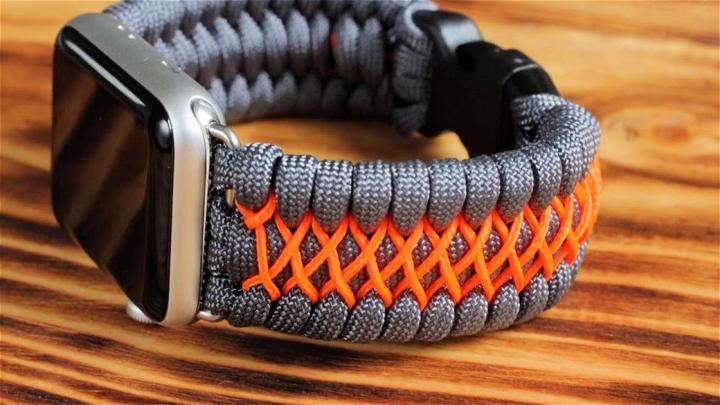 DIY Paracord Apple Watch Band