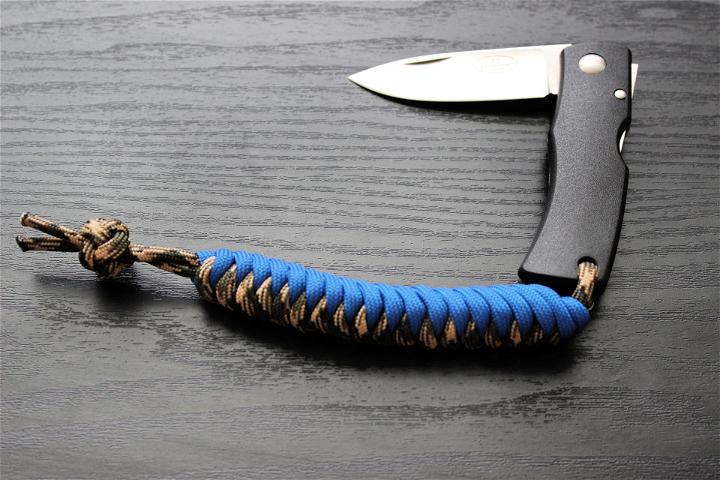 Snake Knot Paracord Lanyard for Your Knife