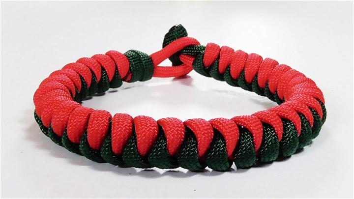 Step By Step Snake Knot Paracord Bracelet