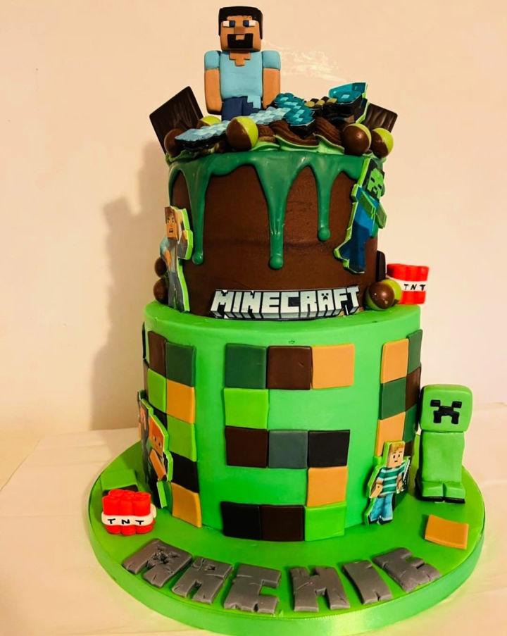 2 Tier Minecraft Cake