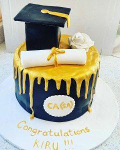 25 Creative Graduation Cake Ideas and Designs - Blitsy