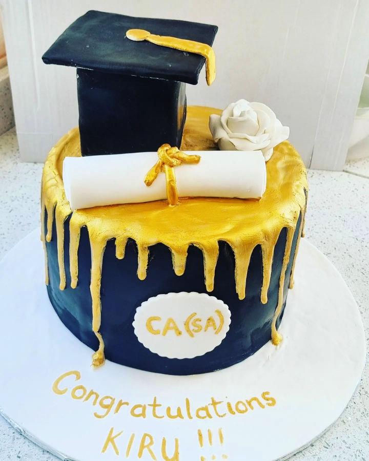 Black And Gold Graduation Cake