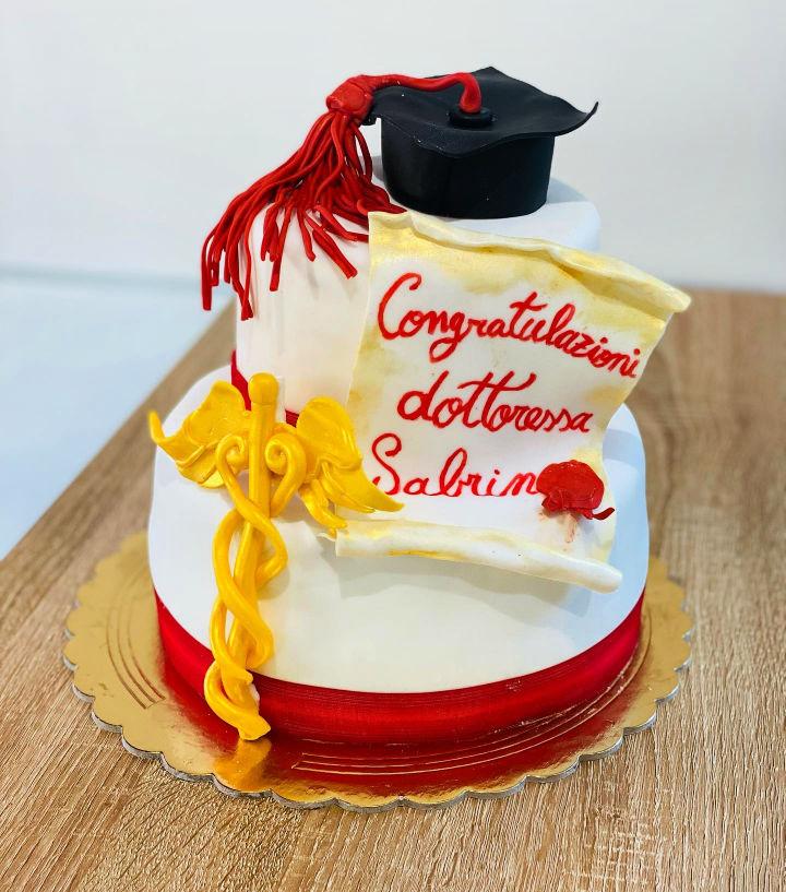 Congratulation Graduation Cake