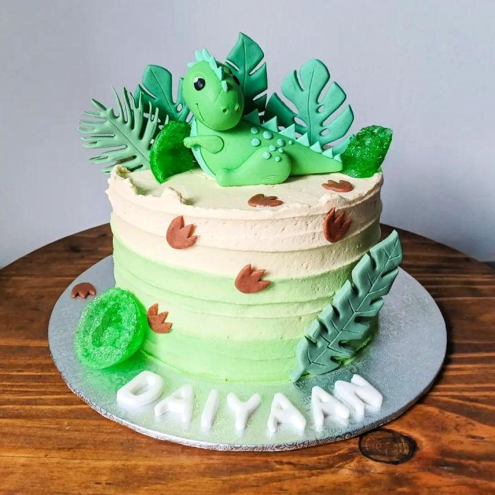 Easy Dino Cake Design