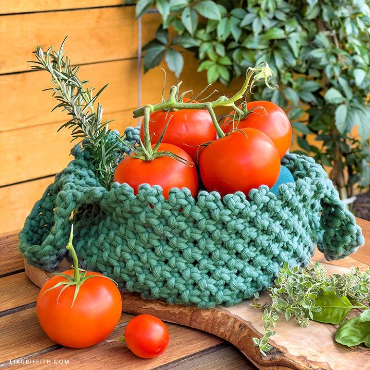 How to Make a Macrame Vegetable Basket