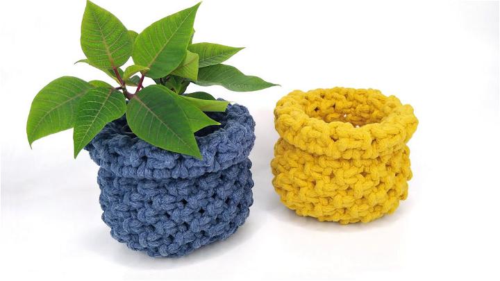 Make a Mini Macrame Baskets