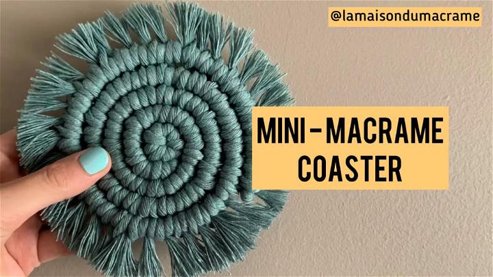 Mini Macrame Coasters for the Holidays