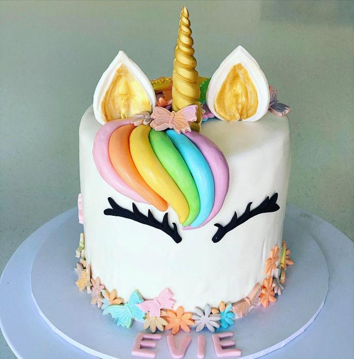 Fondant Unicorn Themed Cake