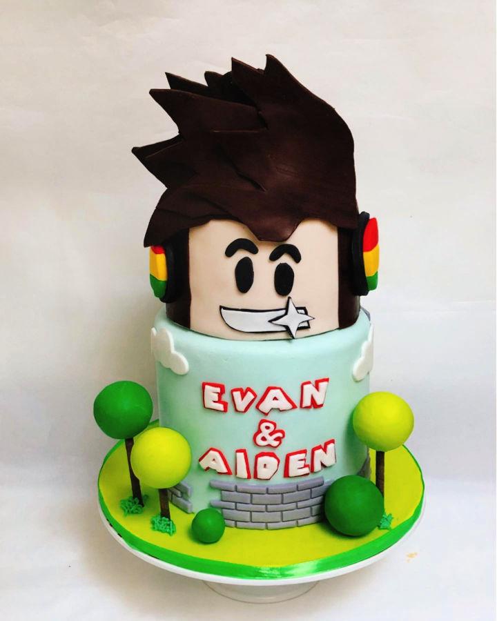 Roblox Game Themed Cake