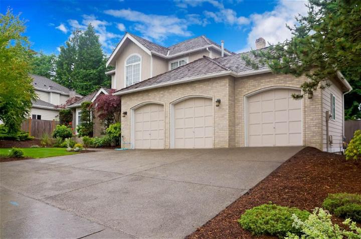 Modern Concrete Driveway