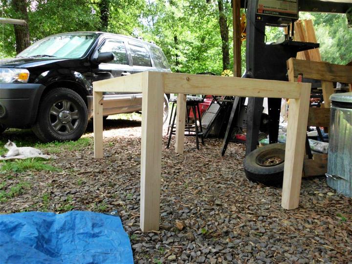 Easy to Build Table Legs from 2x4s