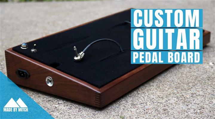 Guitar Pedalboard Out of Walnut Design