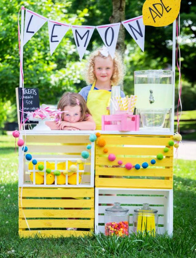 How to Build a Portable Lemonade Stand