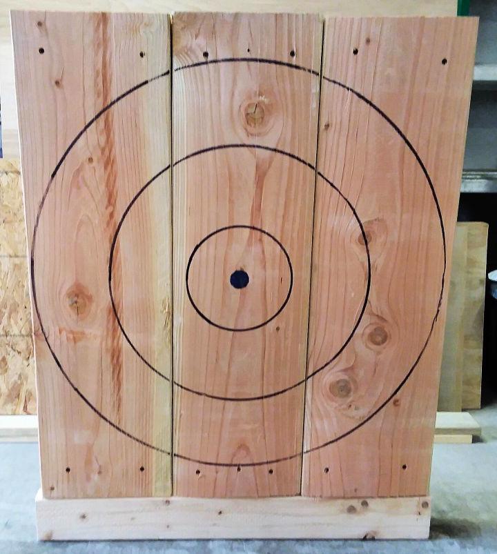 How to Build an Axe Throwing Target
