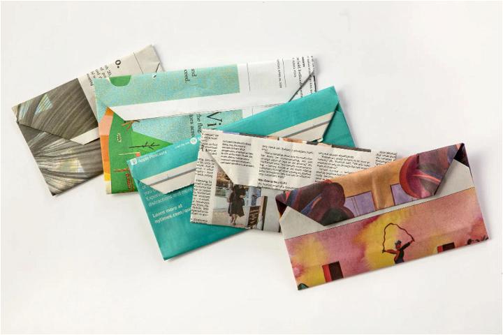 Make an Envelope From Newspaper