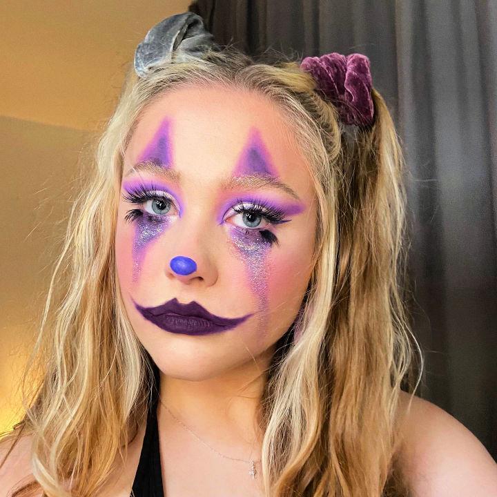 Quick Purple Clown Halloween Face Paint