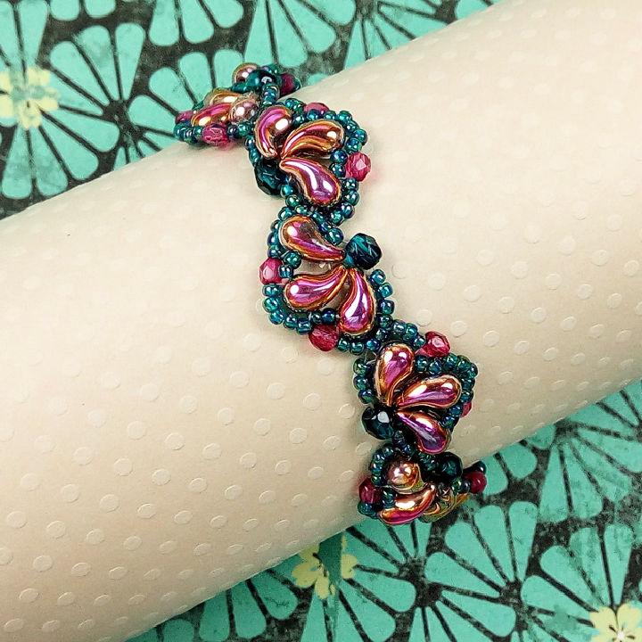 Beautiful Beaded Bracelet Pattern