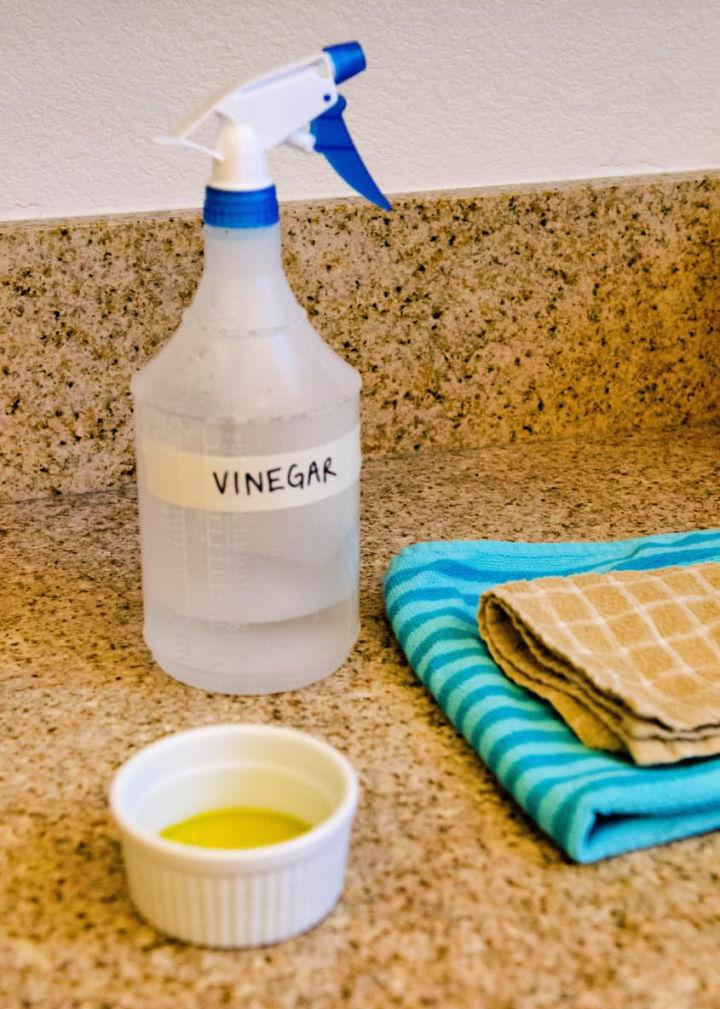 Cleaning Stainless Steel With Vinegar and Oil