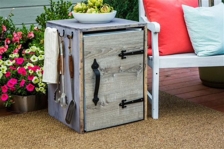 DIY Outdoor Mini Fridge Cabinet