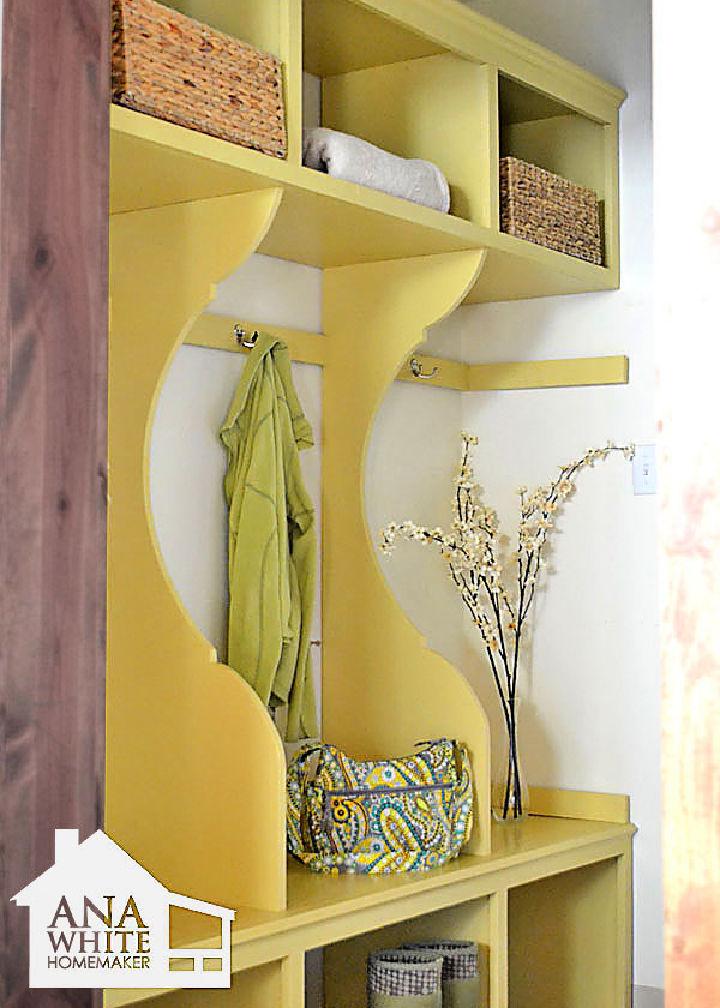 DIY Smiling Mudroom Locker