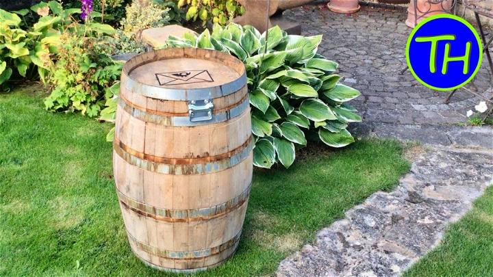 Delivery Box for Parcels Out of Old Barrel