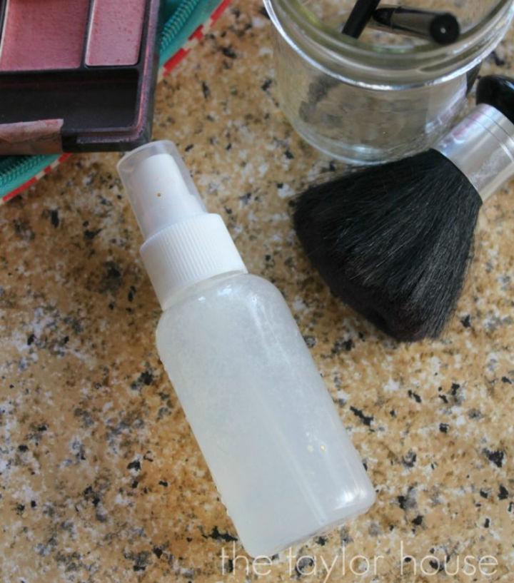 Homemade Makeup Setting Spray