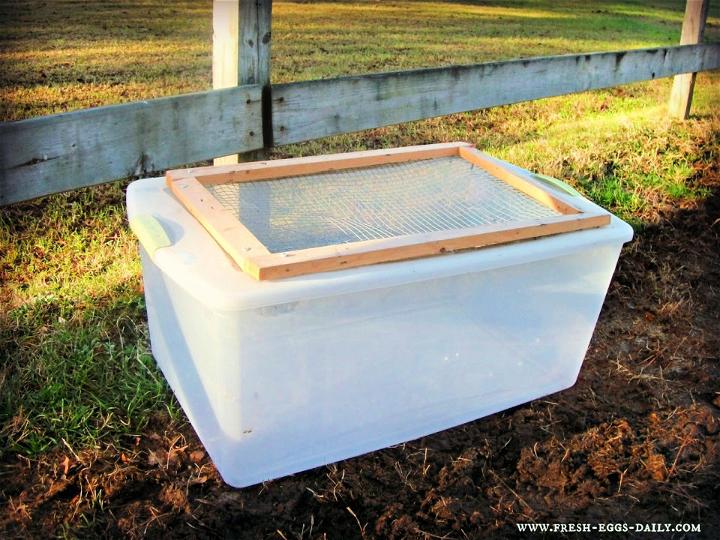 Making a Plastic Tote Brooder Box for Chicks