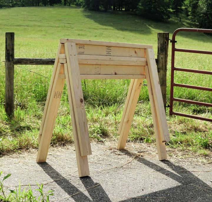 Simple and Cheap Wooden Sawhorses