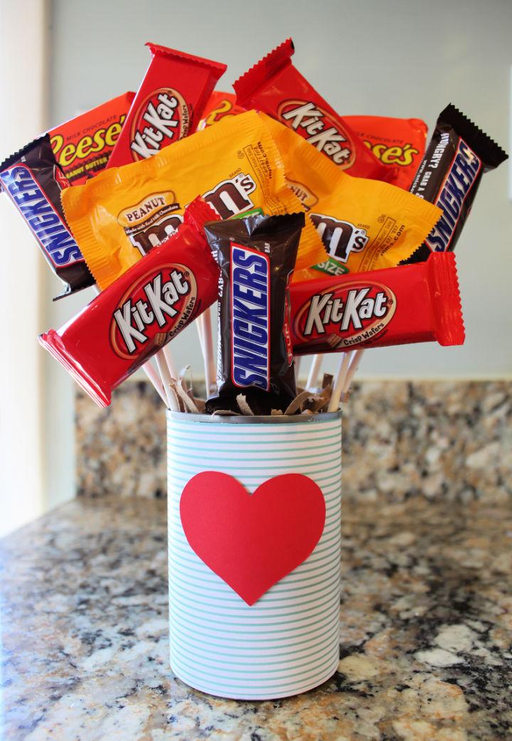 Simple and Inexpensive Candy Bouquet