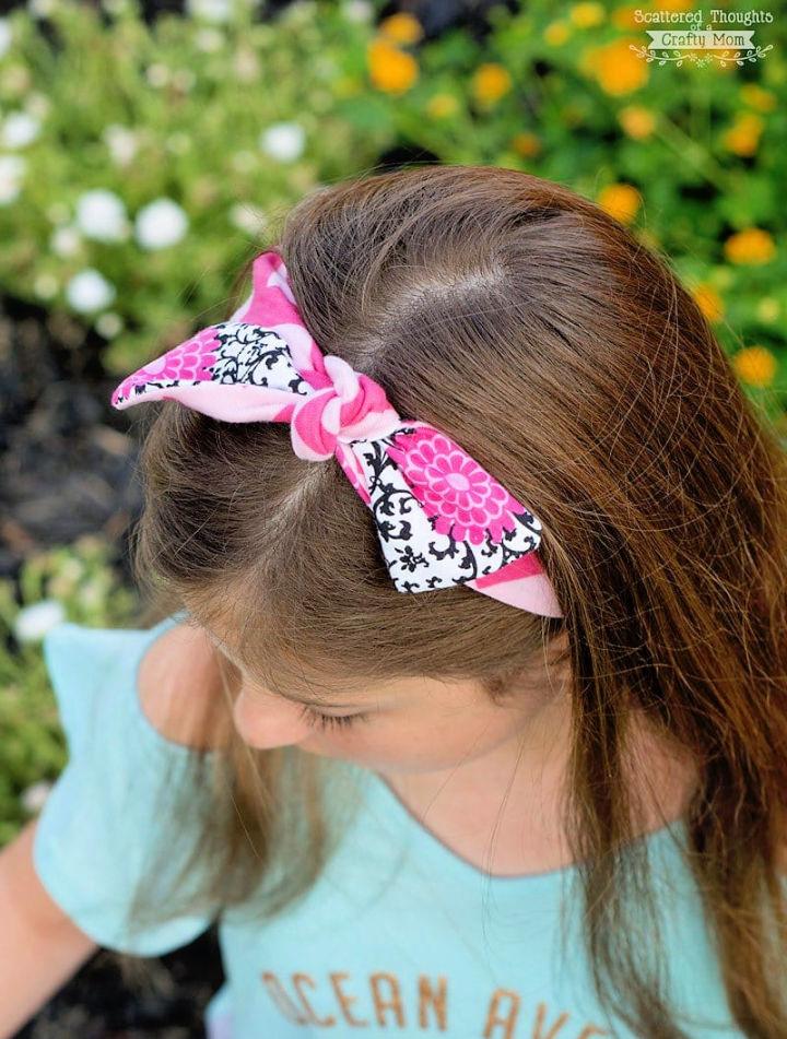 Super Easy Knotted Headband