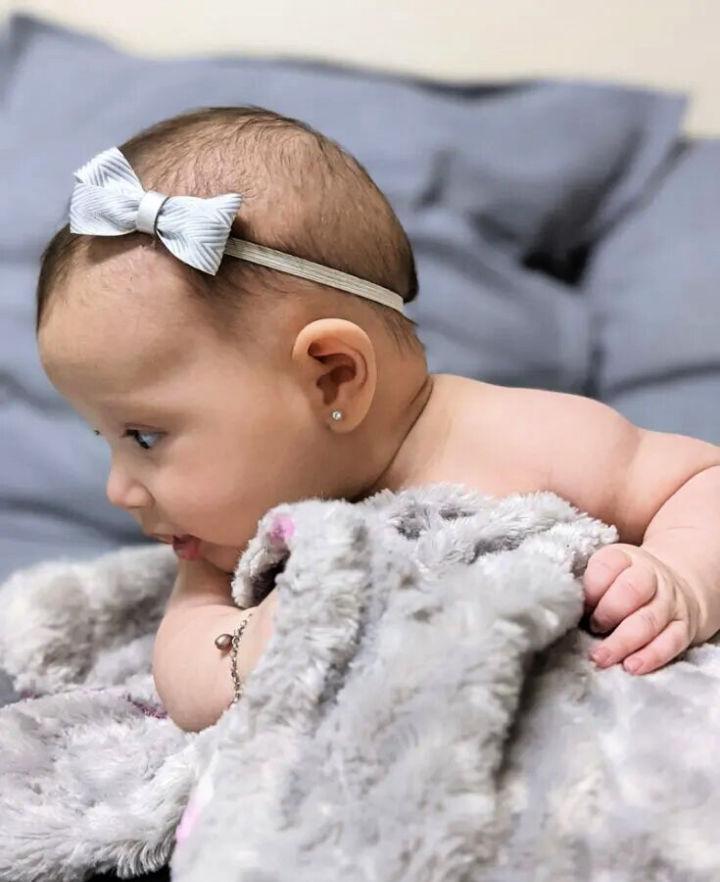 DIY Baby Hair Bow with Ribbon