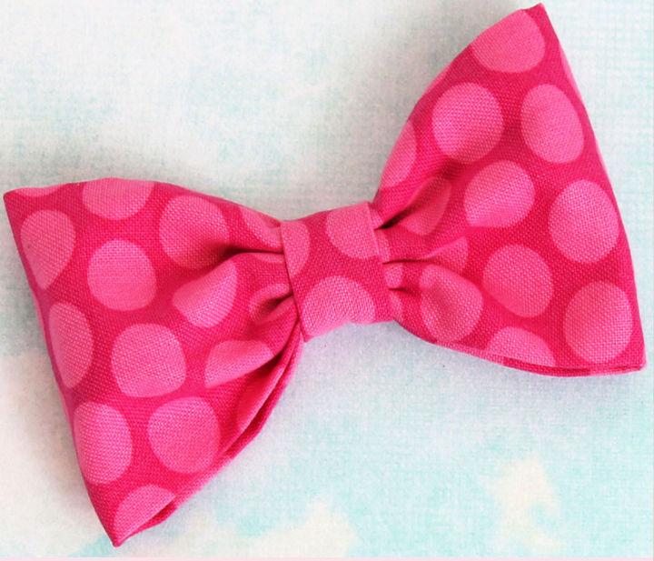 DIY Fabric Bow in 10 Minutes