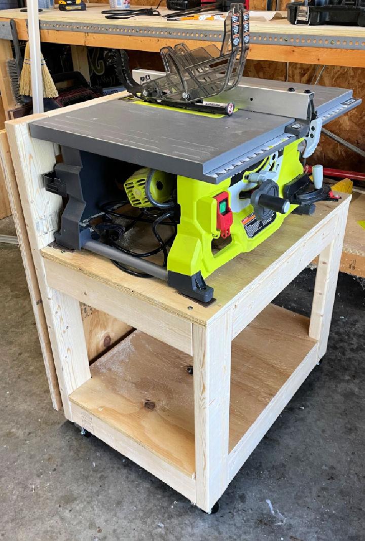 DIY Folding Table Saw Station