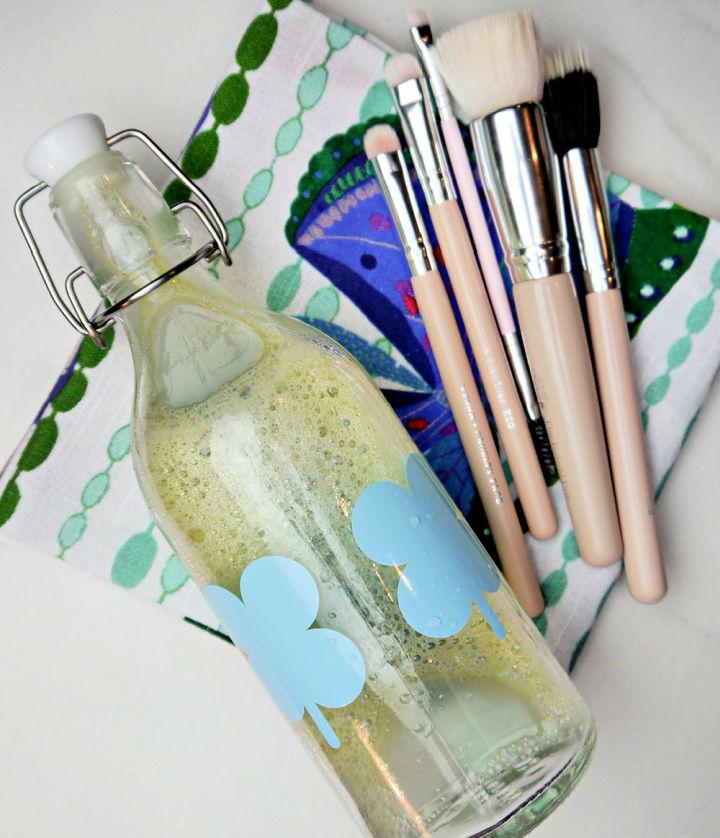 How to Make Makeup Brush Cleaner
