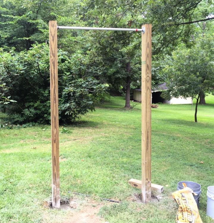 How to Make a Pull Up Bar at Home