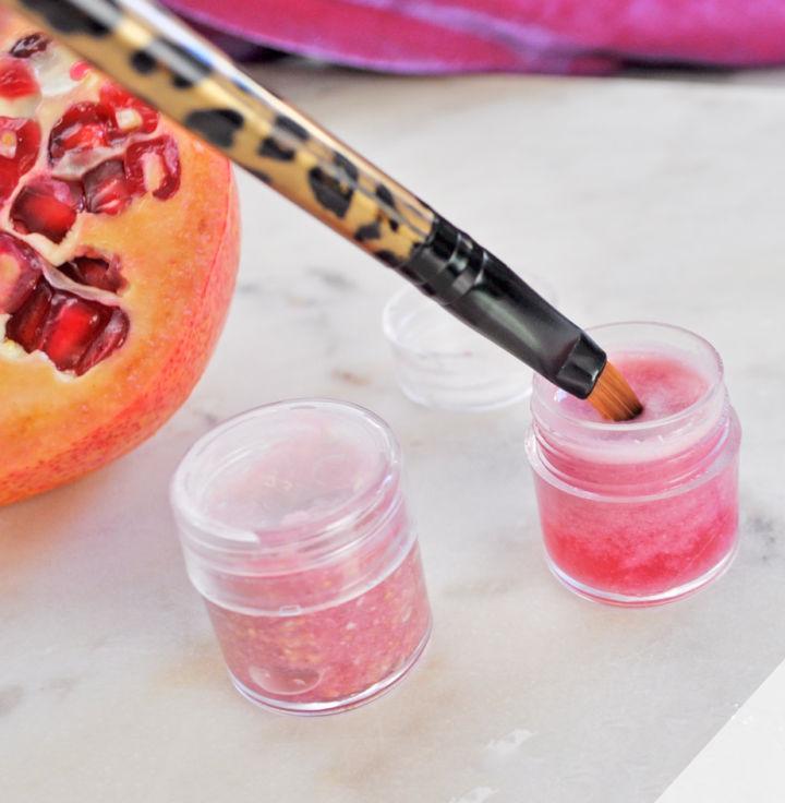 Pomegranate Lip Mask Recipe