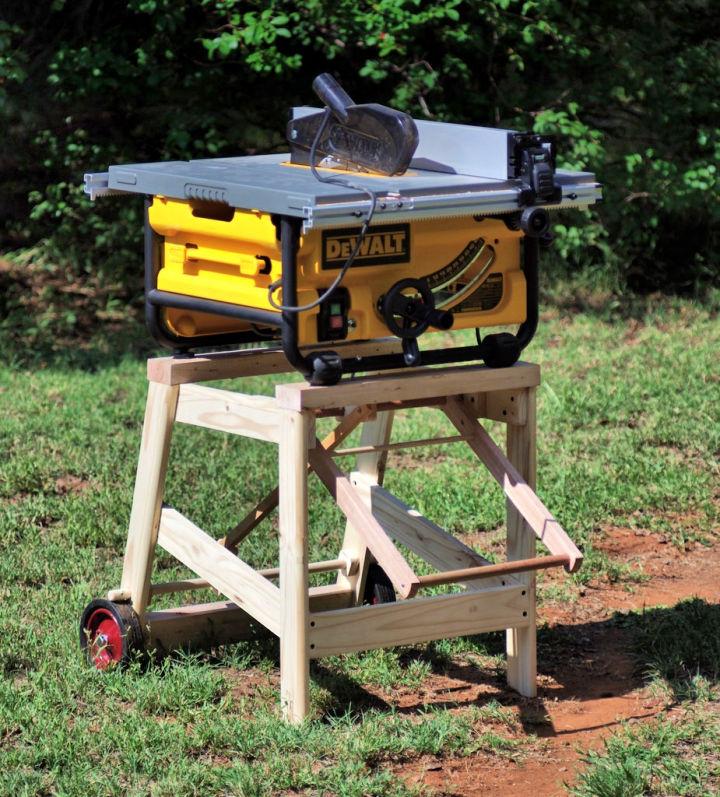 Table Saw Stand With Auto Brake