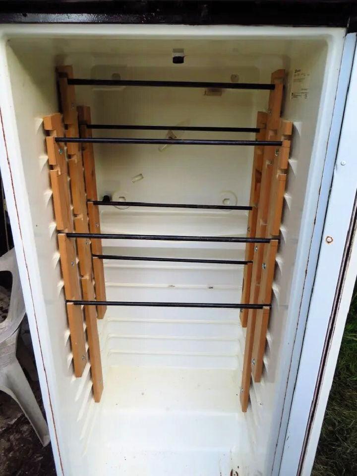 Turn an Old Fridge Into Cold Smoker