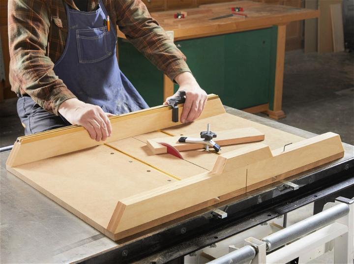 Building a Table Saw Crosscut Sled