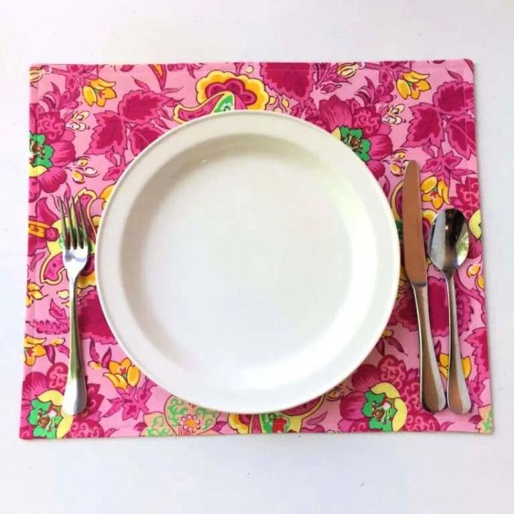 DIY Placemat for Dining Table