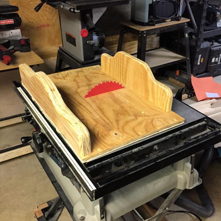 How to Build a Table Saw Sled