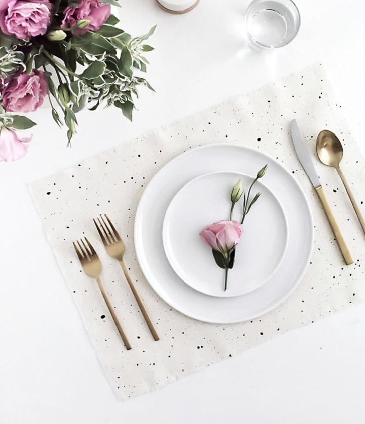 Make Your Own Speckled Placemat