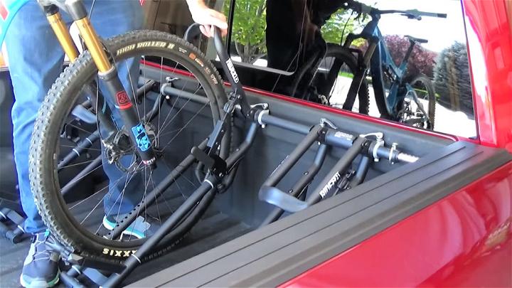 QR Install Truck Bed Bike Rack