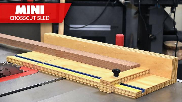 Quick and Simple Mini Table Saw Sled